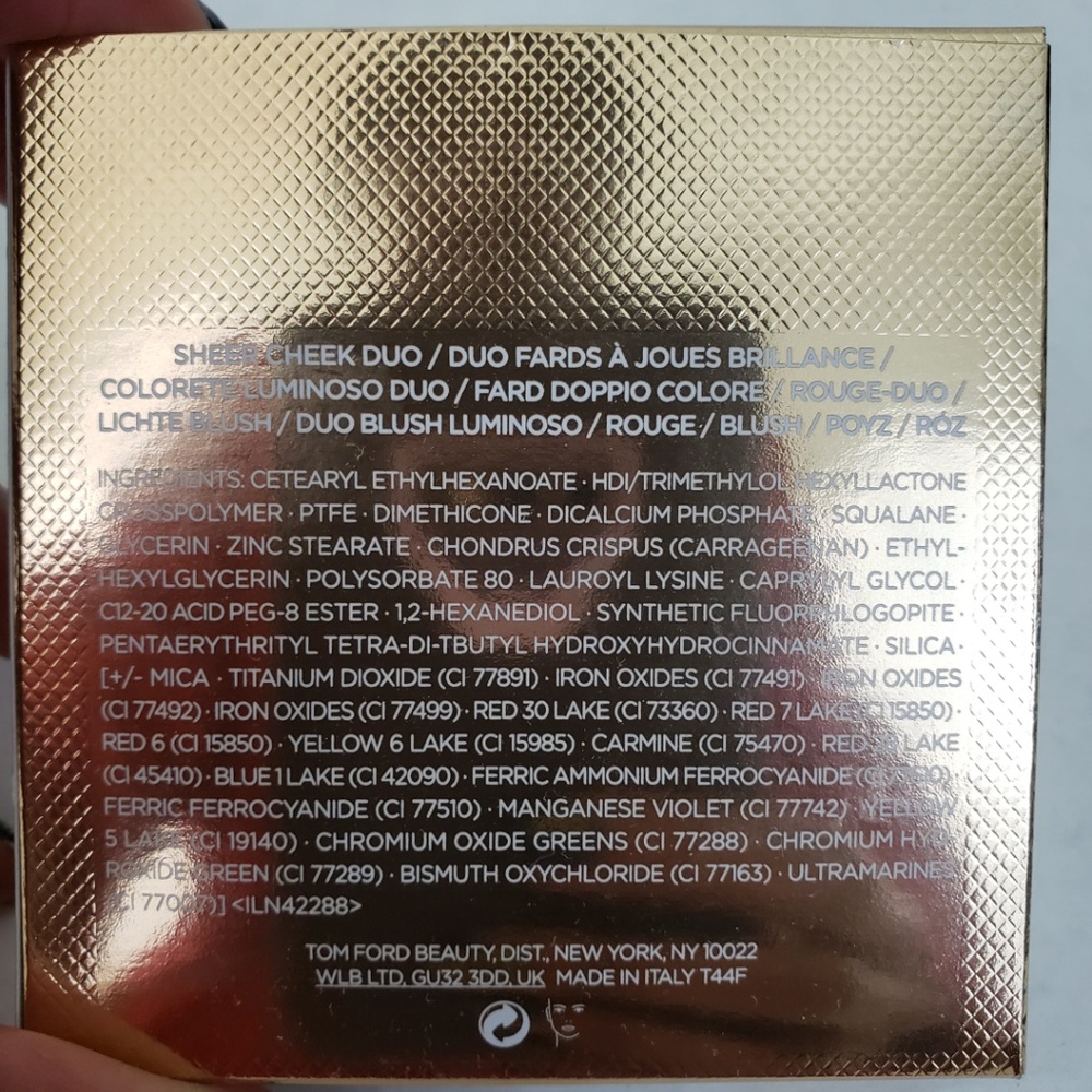 Tom Ford Paradise Lush Sheer Duo Compact - Picture 4 of 7